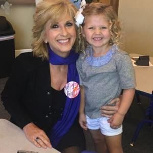 Meet your Posher, Lisa